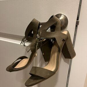 Chic Olive Women's Block Heels